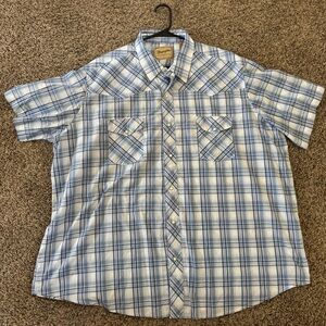 Wrangler Men's Casual Blue and White Checkered Shirt